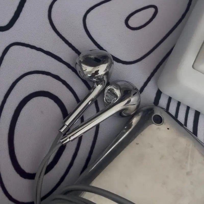 SILVERA Chrome Wired Earbuds - Wear Niche Be Niche